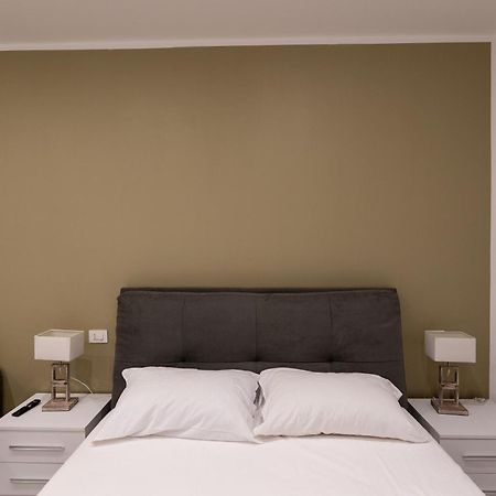 Suites Gaudioso Napoli Center Eksteriør billede